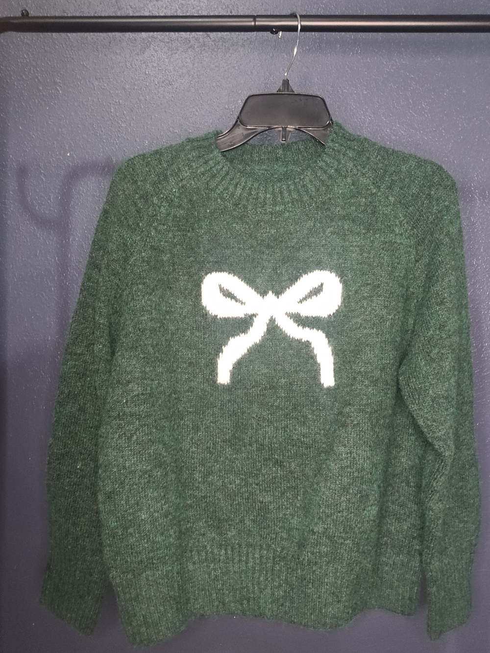 Green Women's Bow Accent Sweater
